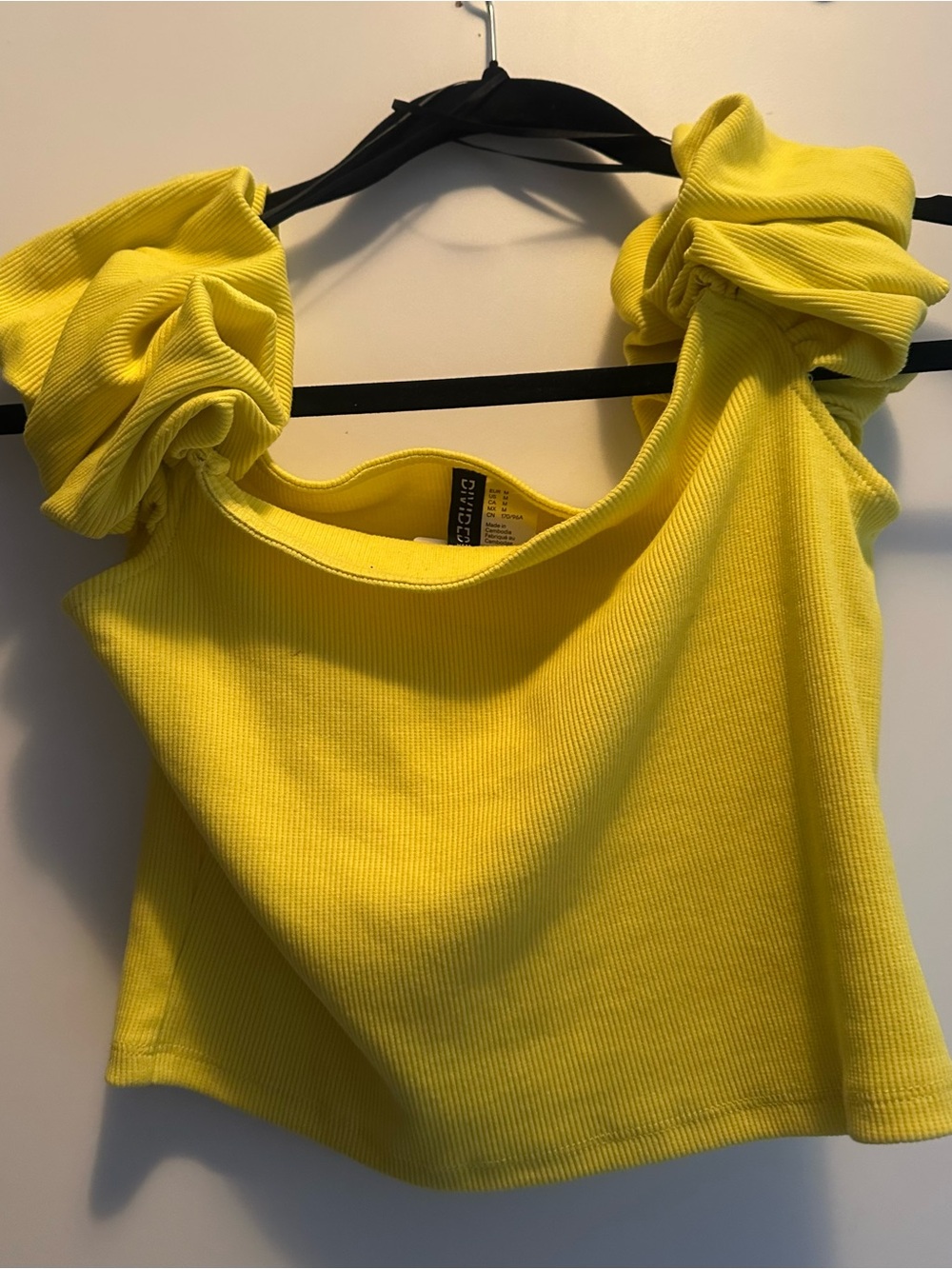 H&M Bright Yellow Ruffle-Shoulder Ribbed Crop Tank - Picture 2 of 2